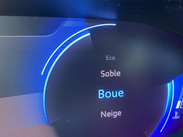 Peugeot 5008 image 2