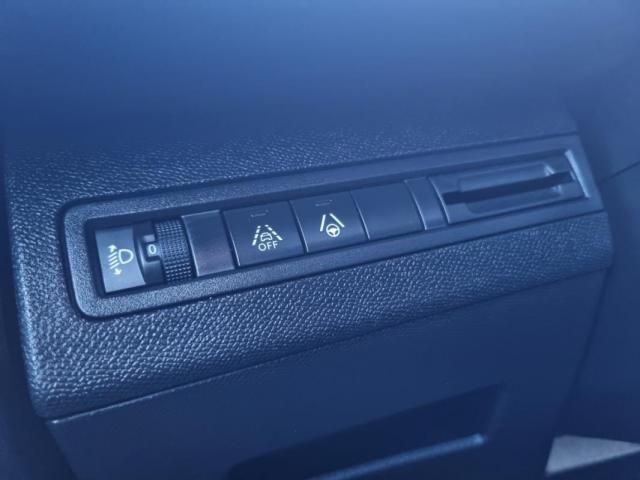 Peugeot 5008 image 3