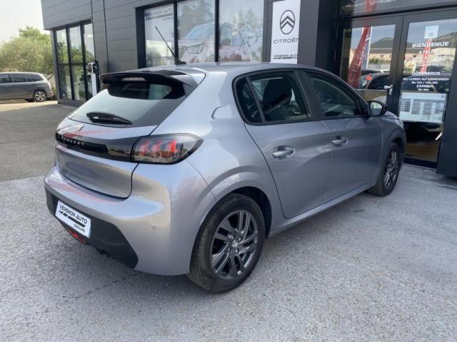 Peugeot 208 image 9