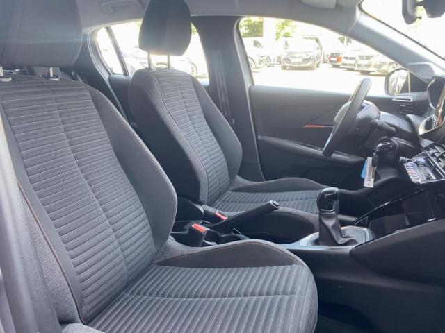Peugeot 208 image 3