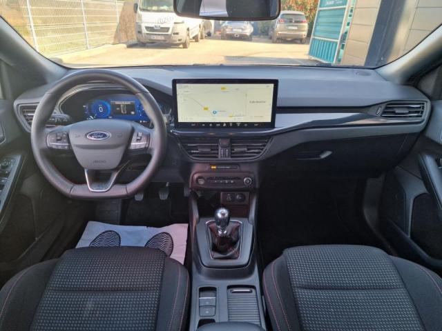 Ford Focus image 9