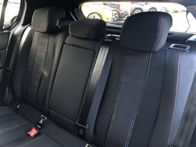 Peugeot 308 image 8
