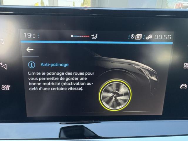 Peugeot 208 image 8