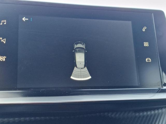 Peugeot 208 image 7