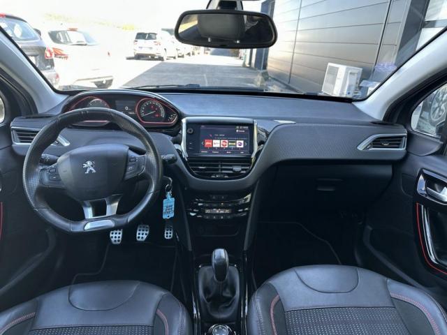 Peugeot 2008 image 1