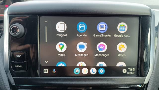 Peugeot 2008 image 7