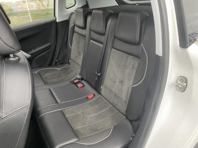 Peugeot 2008 image 9