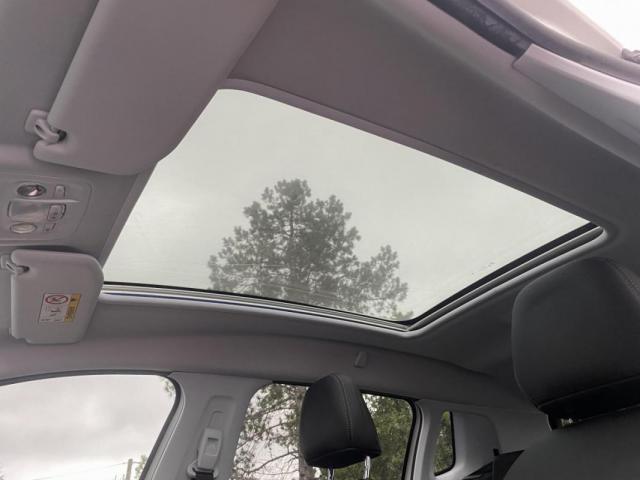 Peugeot 2008 image 6