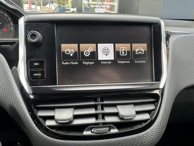 Peugeot 2008 image 7