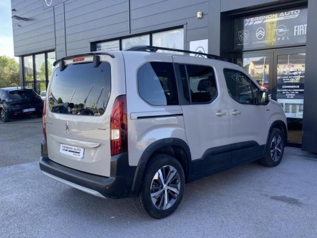Peugeot Rifter image 9