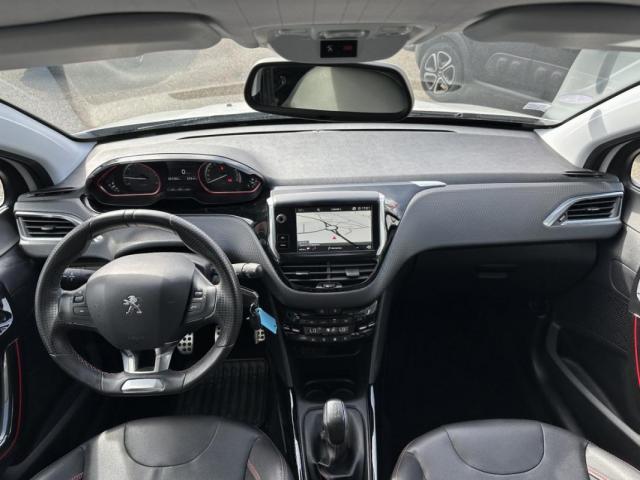 Peugeot 2008 image 4
