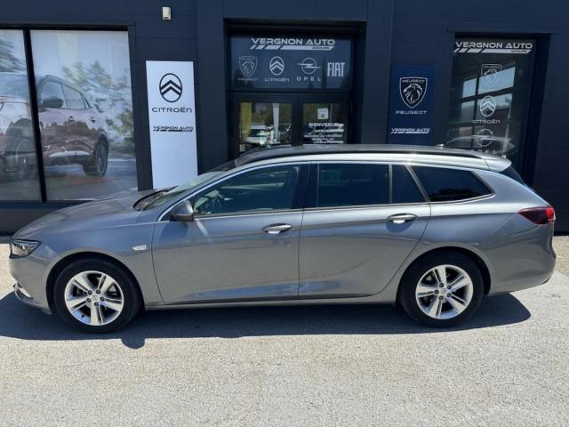 Opel Insignia Sports Tourer image 2