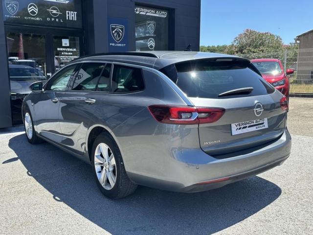 Opel Insignia Sports Tourer image 1