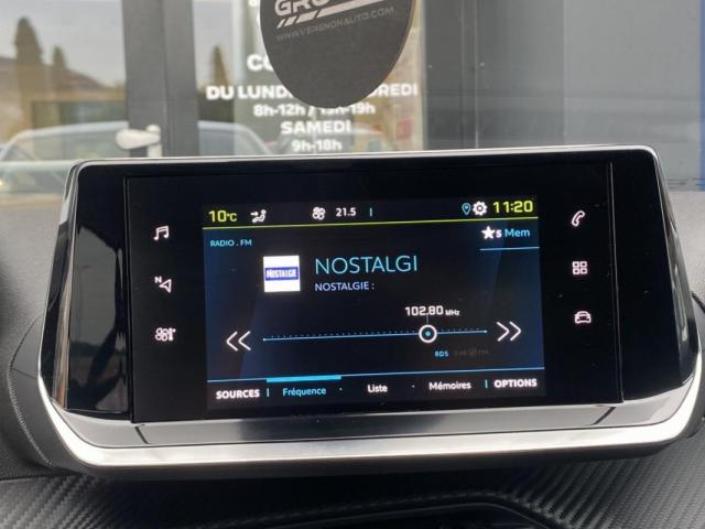 Peugeot E-208 image 1