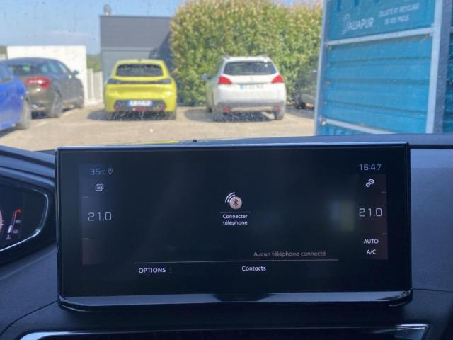 Peugeot 3008 image 3