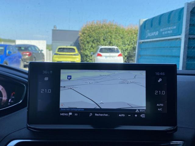 Peugeot 3008 image 8