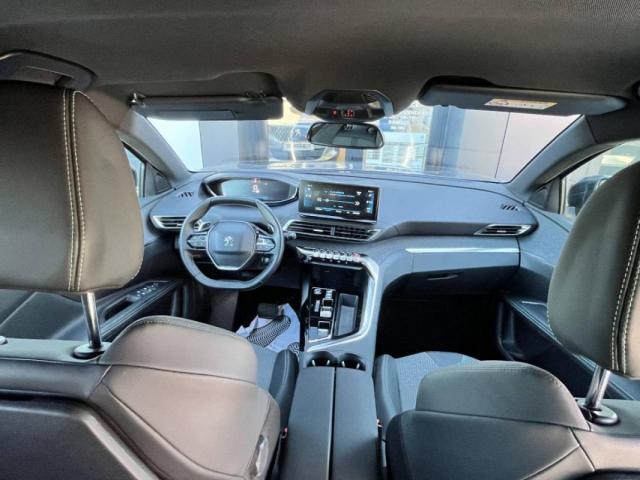 Peugeot 5008 image 8