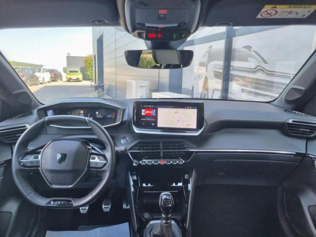Peugeot 208 image 7