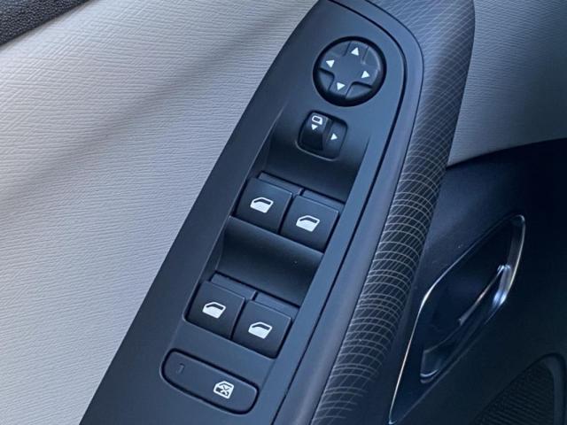 Citroen Grand C4 Spacetourer image 2
