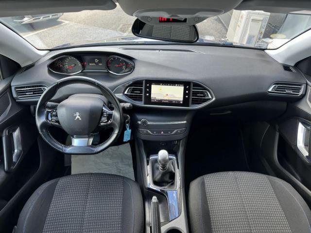 Peugeot 308 image 3
