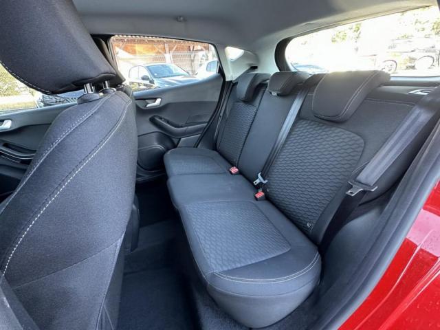 Ford Fiesta image 4