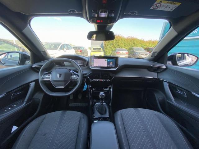 Peugeot 2008 image 7