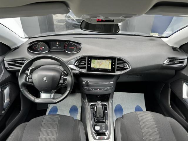 Peugeot 308 image 1