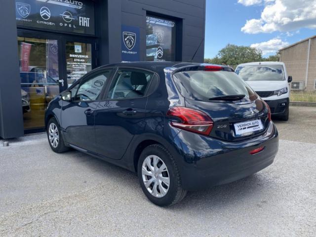 Peugeot 208 image 6