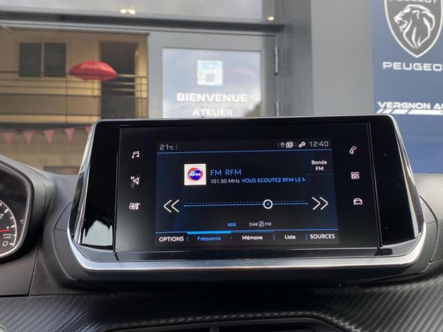 Peugeot 2008 image 9