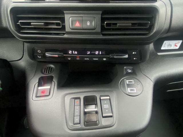 Peugeot Partner image 2