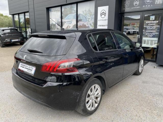 Peugeot 308 image 1
