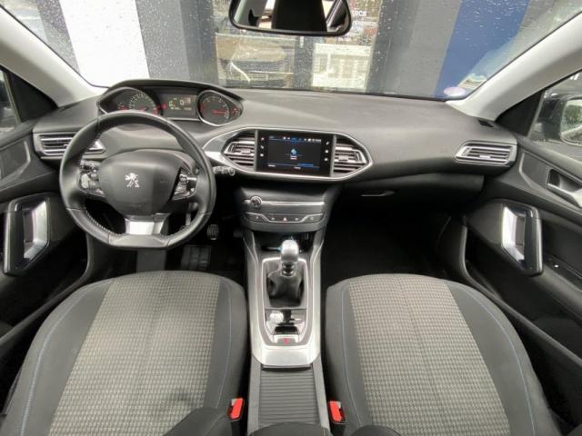 Peugeot 308 image 3