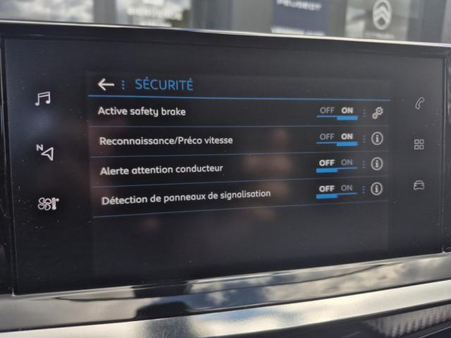 Peugeot 2008 image 4