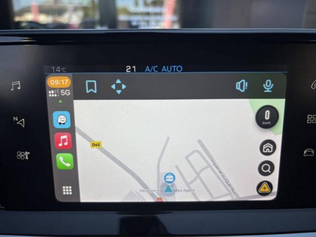 Peugeot 2008 image 2