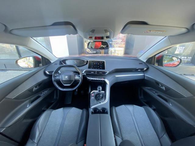 Peugeot 3008 image 3