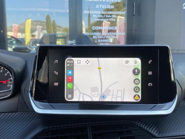 Peugeot 2008 image 8