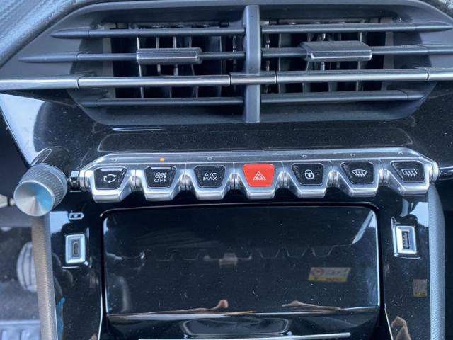 Peugeot 2008 image 4