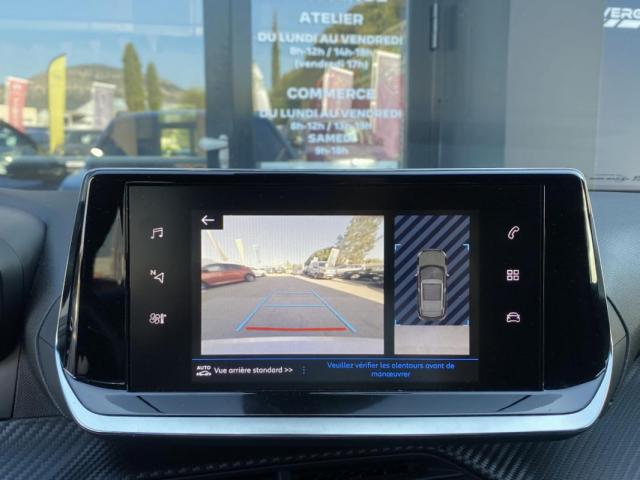 Peugeot 2008 image 2