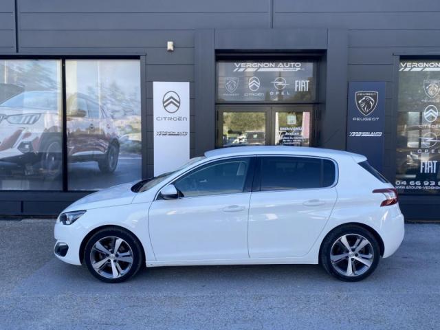 Peugeot 308 image 2