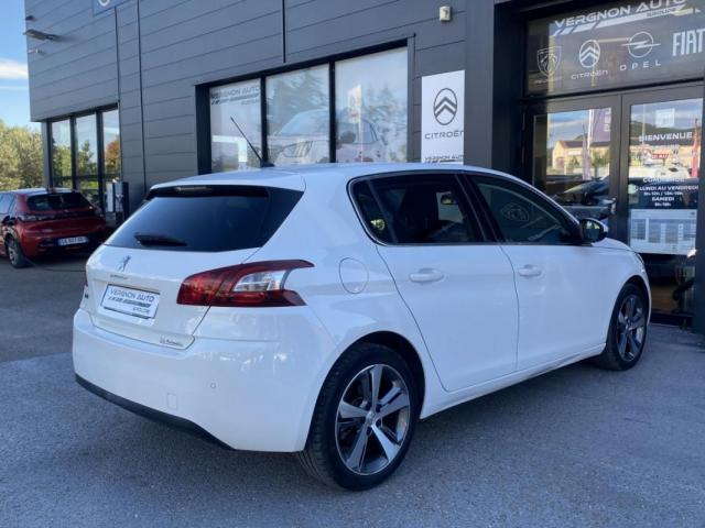 Peugeot 308 image 9