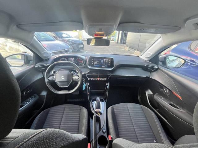Peugeot 208 image 1