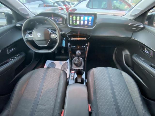 Peugeot 208 image 6