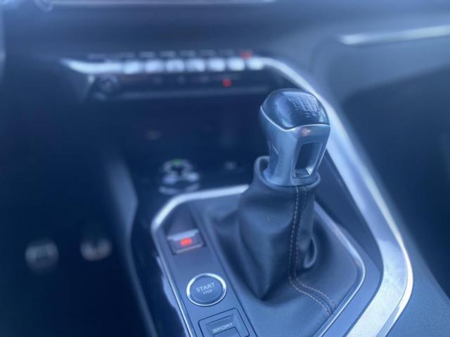 Peugeot 3008 image 9