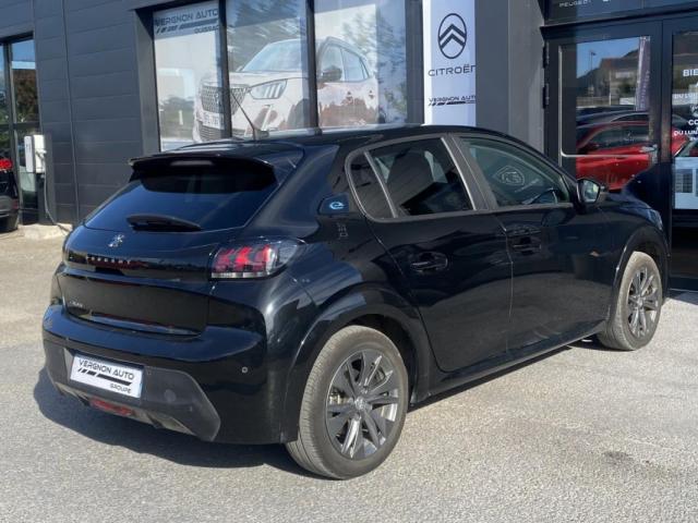 Peugeot E-208 image 1