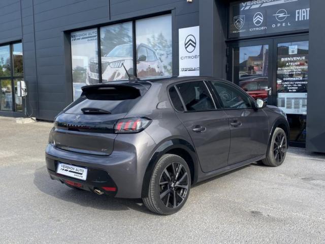 Peugeot 208 image 9