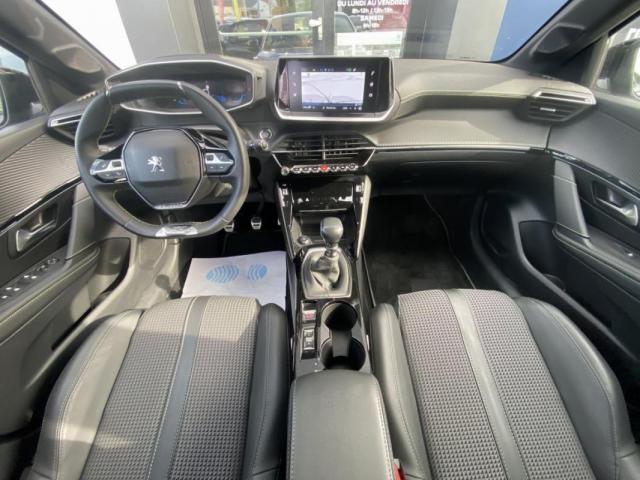 Peugeot 208 image 2
