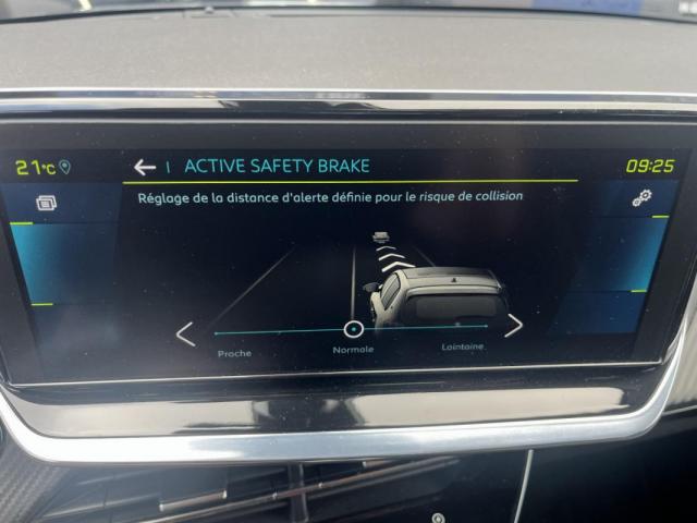 Peugeot E-208 image 2