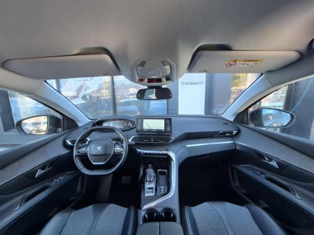 Peugeot 5008 image 4