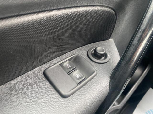 Renault Kangoo Express image 2