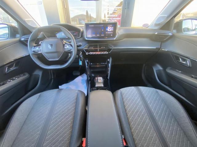 Peugeot 208 image 1